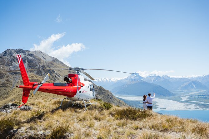 2hr Scenic Milford Sound Flight with Landing - 201 - Why Milford Sound looks different from a helicopter