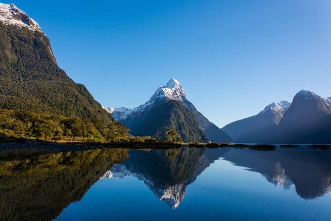 2hr Scenic Milford Sound Flight with Landing - 201 - Stop one: landing at Milford Sound