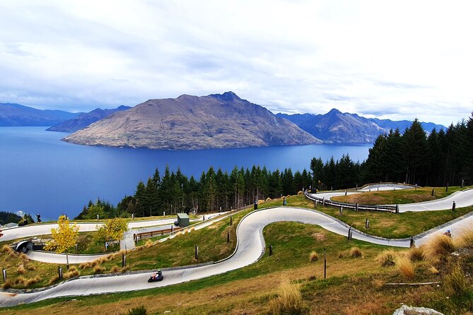4 Day Tour to Milford Sound, Mount Cook & More from Queenstown - Day One: Fiordland and the Te Anau Glowworm Caves