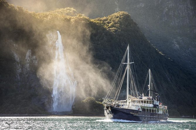 5 Day South Island Circut: Trains, Glaciers and Milford Sound from Christchurch - Day 2: The Franz Josef heli hike
