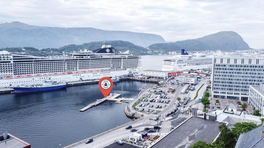 Ålesund: Archipelago Fjord Cruise - Borgundfjorden adds a wider coastal view