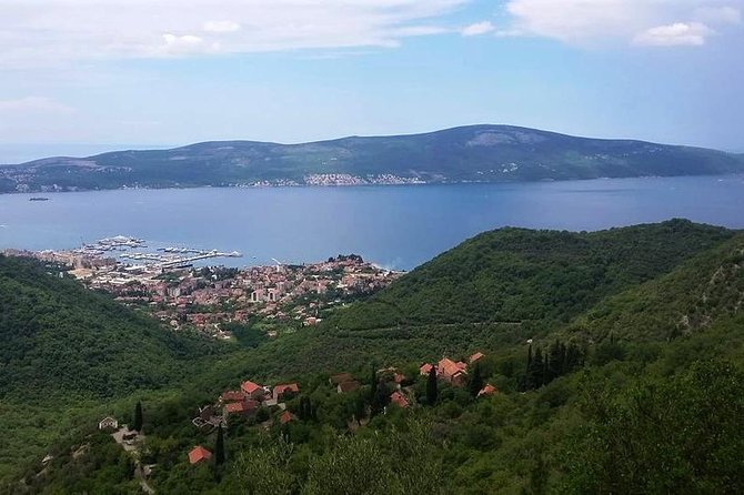Bay of Kotor hiking experience - Montenegro Travel Club private tour - Climbing the old Franz Joseph road