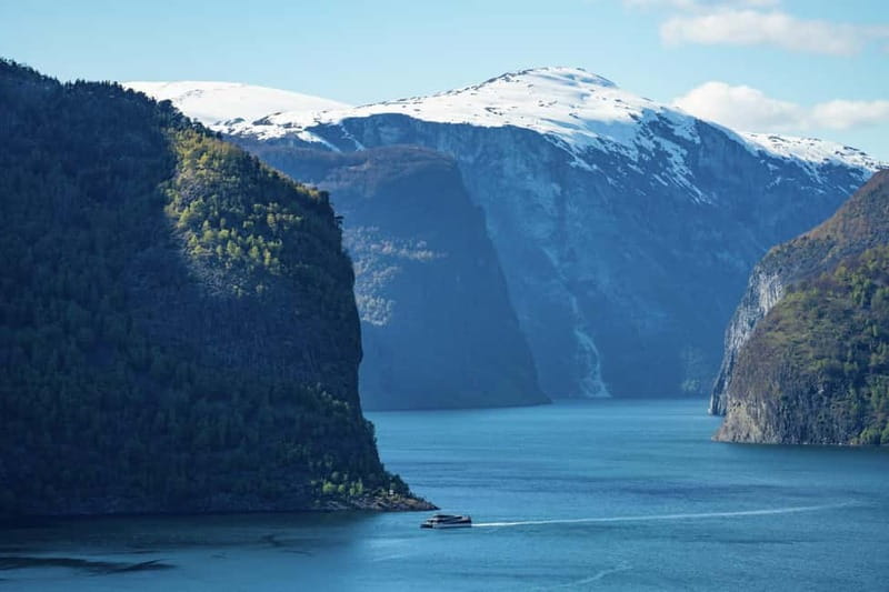 Bergen: Flam Railway, Viking Village Tour with Fjord Cruise - From Bergen to Voss by road