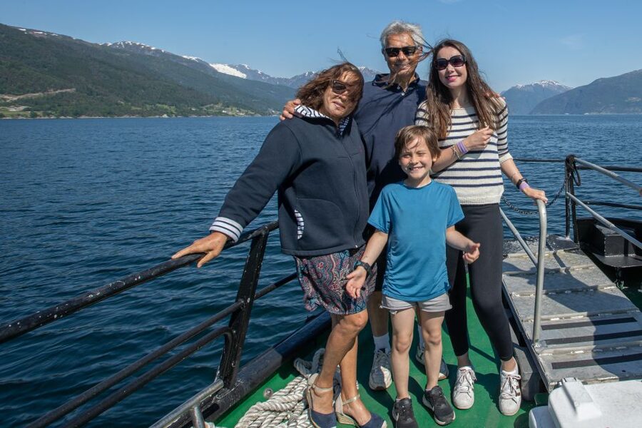 Bergen: Guided Fjord & Cidery Tour to Balestrand - Leaving Bergen for Vik by bus