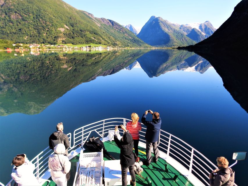 Bergen: Guided Fjord & Glacier Tour to Fjærland - Hopperstad Stave Church, dating from 1130