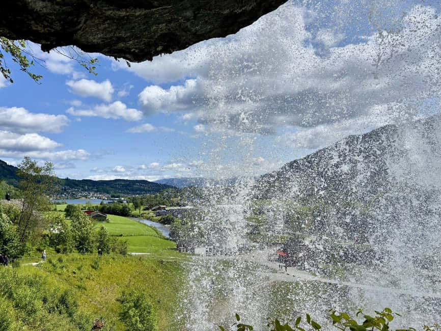 Bergen: Hardangerfjord & Waterfalls Bus Tour with Apple Pie - Steinsdalsfossen, the day’s strongest visual stop
