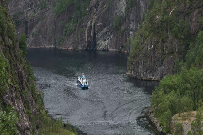 Bergen: Mostraumen Fjord Cruise - Weather changes the whole experience