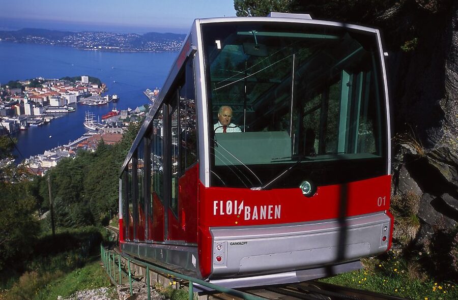 Bergen: Mostraumen Fjord Cruise, Mt Fløyen, City Sightseeing - A smart way to see Bergen in six hours