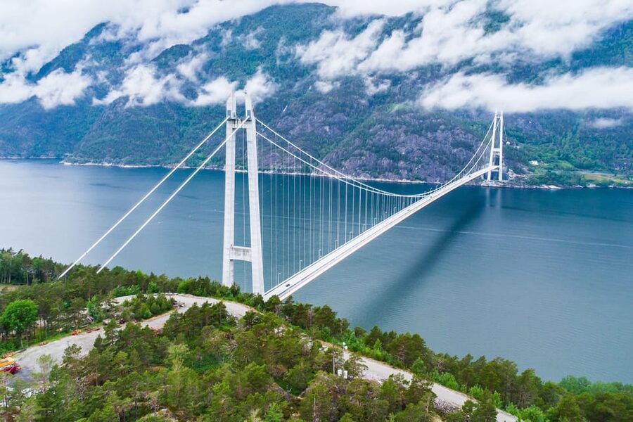 Bergen: Private Waterfalls and Wonders of Fjord Norway - The private Tesla makes a real difference