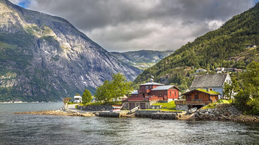 Bergen: Private Waterfalls and Wonders of Fjord Norway - Eidfjord, lunch, and a slower hour