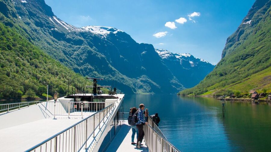 Bergen: Viking Village, Nærøyfjord Cruise & Flåm Railway - How much value do you get for $418?