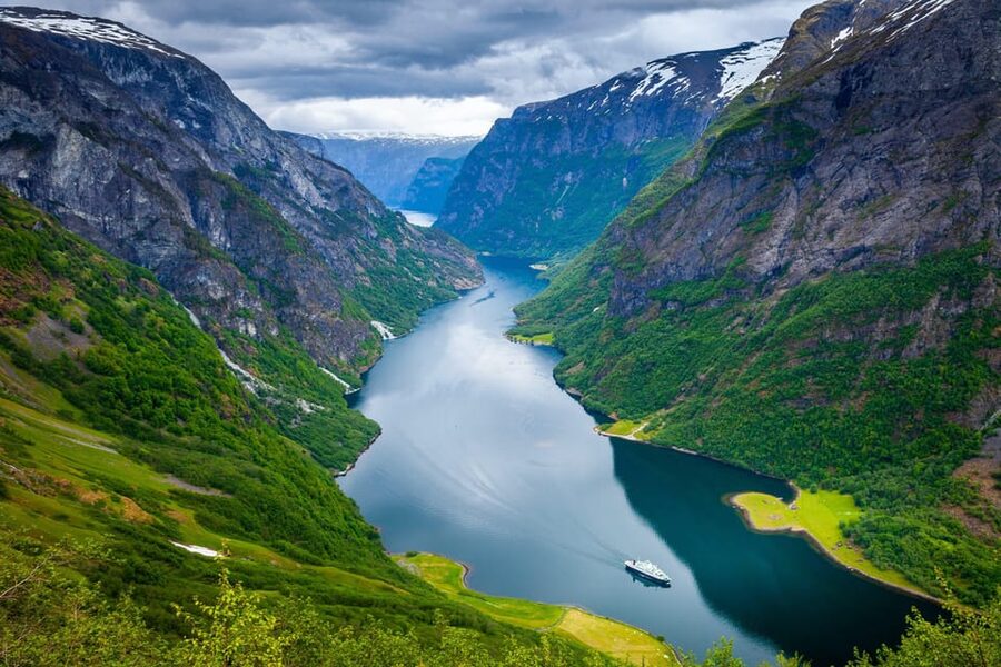 Bergen: Viking Village, Nærøyfjorden Cruise and Flåm Railway - Why this Bergen day trip works so well