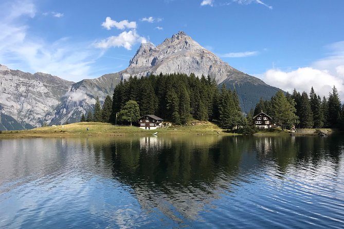 Best of the Uri Alps: A fjord-like lake, glorious peaks and sustainable tourism - Lake Uri, villages, and old customs