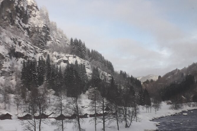 Bride's Veil and Steinsdalsfossen waterfalls with sceneries of Hardanger Fjord - The drive toward Bride’s Veil
