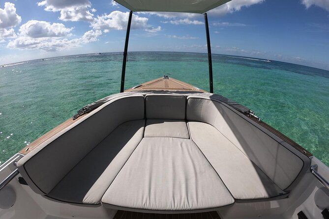 Deluxe Private Boats - 36 ft Fjord - A seafood lunch with premium drinks