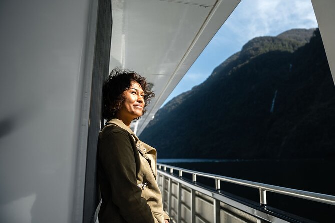 Doubtful Sound Wilderness Cruise from Te Anau - Wilmot Pass, rainforest, and alpine moss gardens