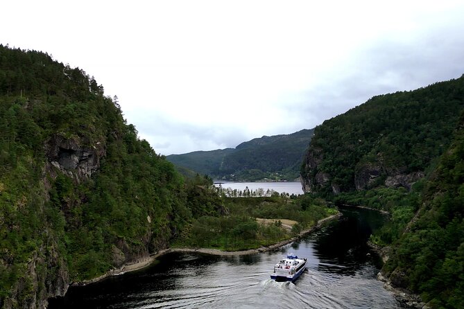 Fjord Cruise from Bergen through Mostraumen - Timing, weather, and cancellation details