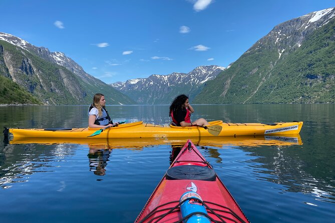 Fjord paddle in Hellesylt - Half Day Kayaking Tour - Starting beside Hellesylt camping place