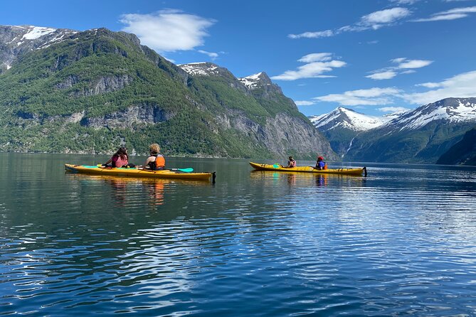 Fjord paddle in Hellesylt - Half Day Kayaking Tour - Practical planning for families and first-time paddlers