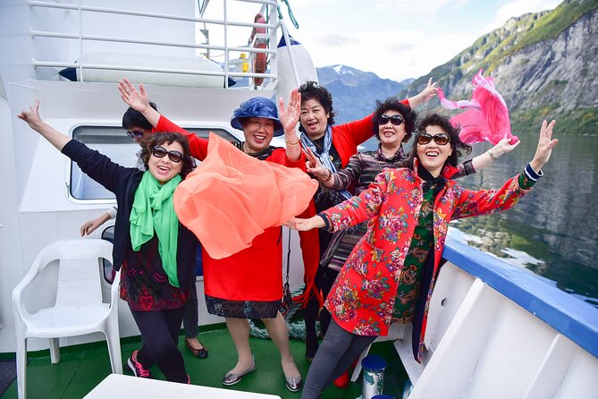 Fjord Sightseeing Tour by Boat in Geiranger - The Suitor and the story across the fjord