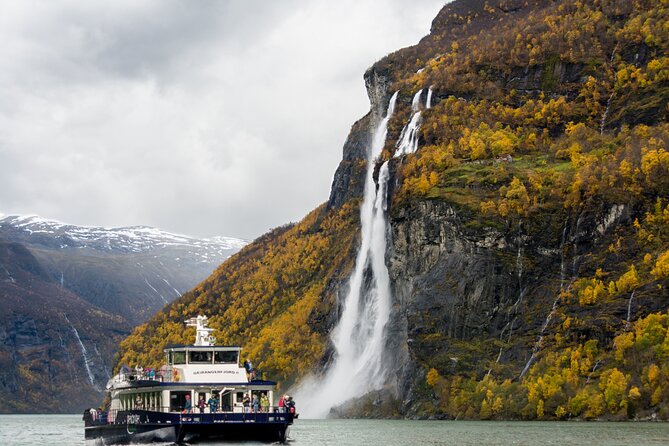 Fjord Sightseeing Tour by Boat in Geiranger - How the audio guide works in practice