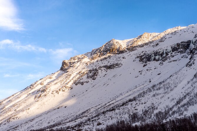 Fjords and Alps Snowshoe Tour in Lyngen Alps - Why the Lyngen Alps make this a special Tromso outing