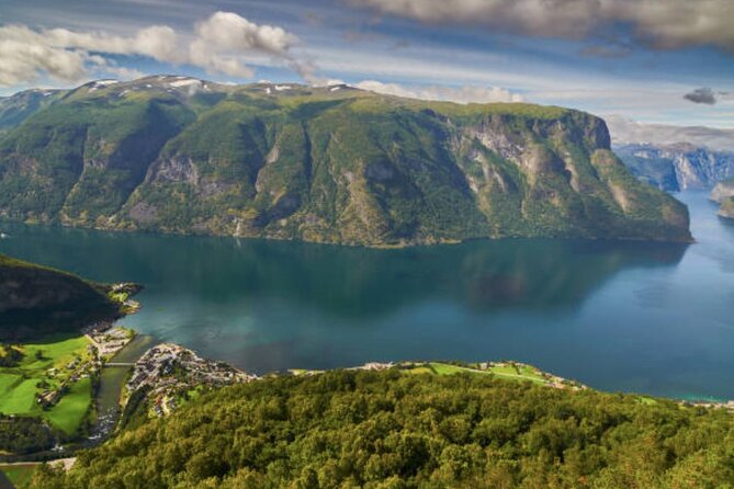 Flam: The Spectacular Stegastein Viewpoint Tour (Small Group) - A demanding road from Flåm