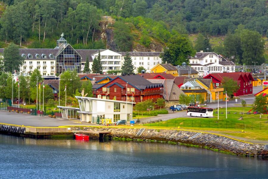 From Bergen: Flam Full-Day Cruise to Sognefjord - Bergen to Flåm: a fjord day from the first mile