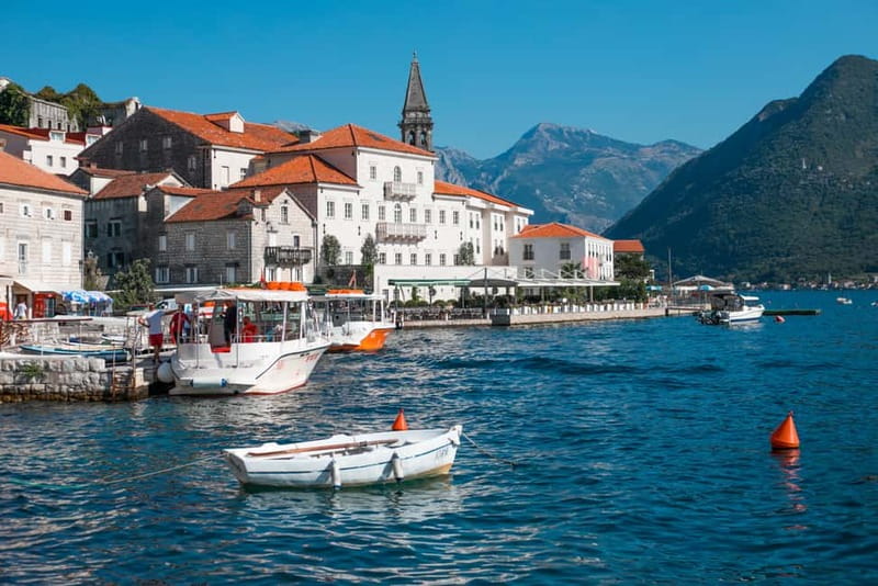 From Dubrovnik: Montenegro Day Trip with Cruise in Kotor Bay - Arriving in Kotor by water or road