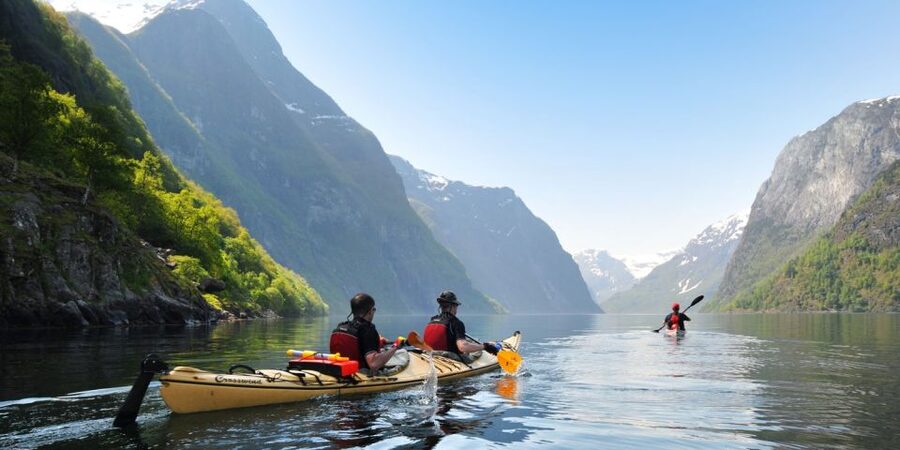 From Flåm: Nærøyfjord 3 Day Kayaking and Camping Tour - Why three days on Nærøyfjord makes sense