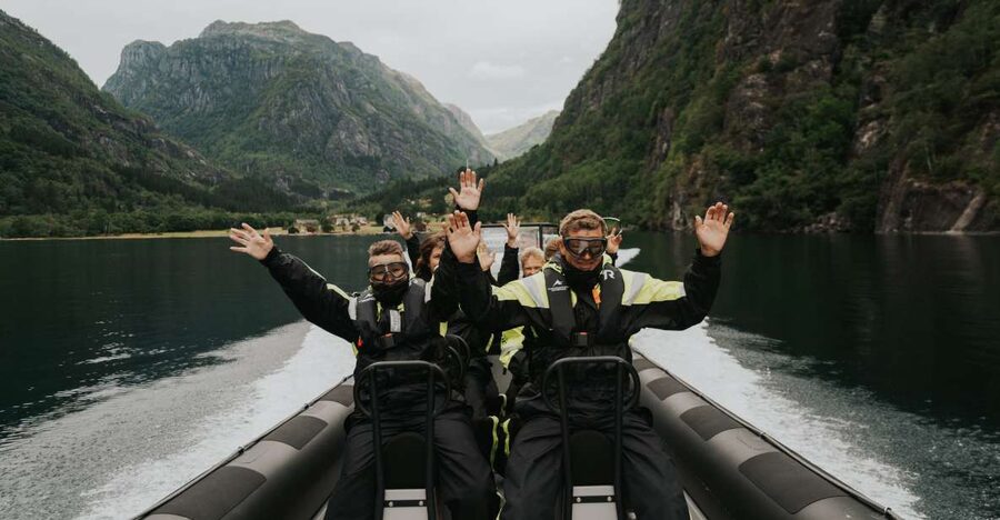 From Norheimsund: Hardangerfjord & Fyksesund RIB Fjord Tour - What the supplied gear does and does not solve