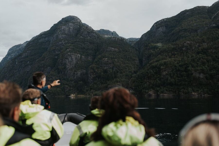 From Norheimsund: Hardangerfjord & Fyksesund RIB Fjord Tour - From Thon Hotel Sandven to open water