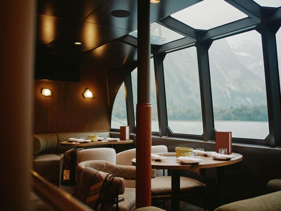 From Queenstown: Milford Sound Business Class with Cruise - Morning coffee in Te Anau