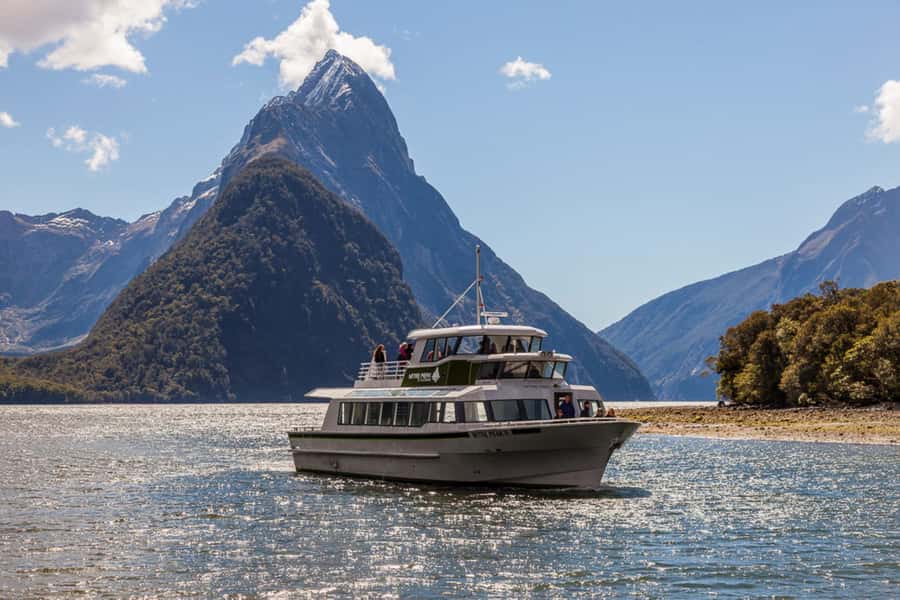 From Queenstown: Milford Sound Day Trip with Cruise & Flight - My verdict on the Queenstown to Milford Sound experience