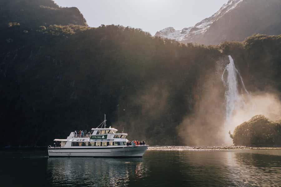 From Queenstown: Milford Sound Full-Day Trip by Plane & Boat - The outbound flight over Central Otago and Fiordland