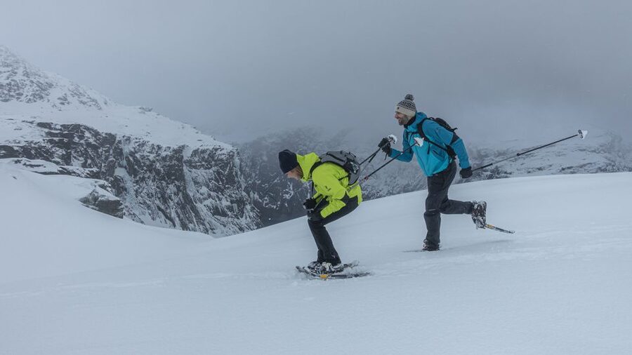 From Skjeggedal: Trolltunga Sunset Winter Overnight tour - Who should book this experience