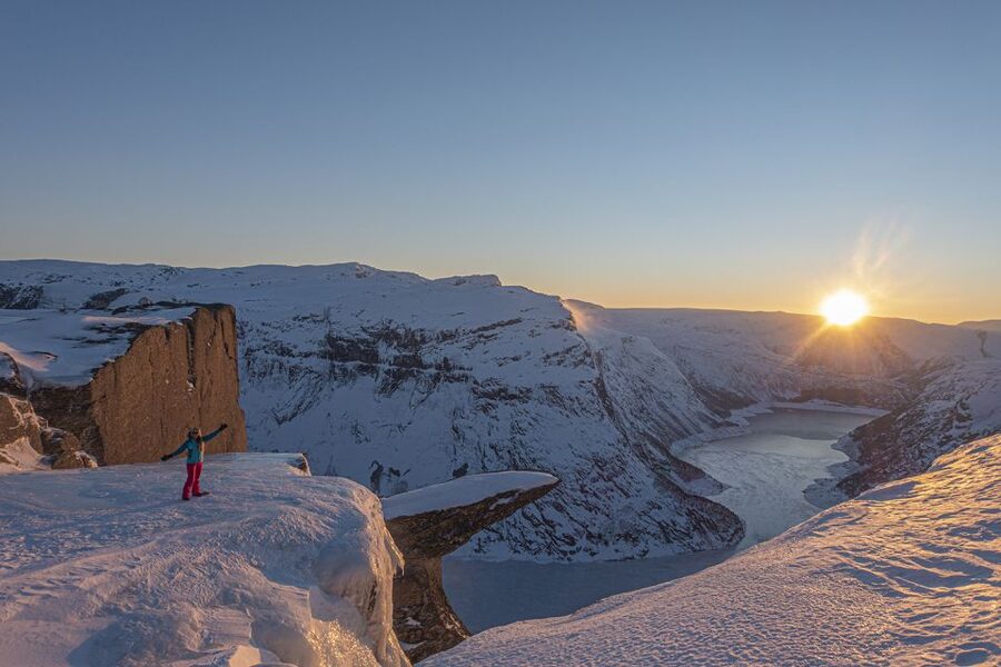 From Skjeggedal: Trolltunga Sunset Winter Overnight tour - Dropping packs at base camp