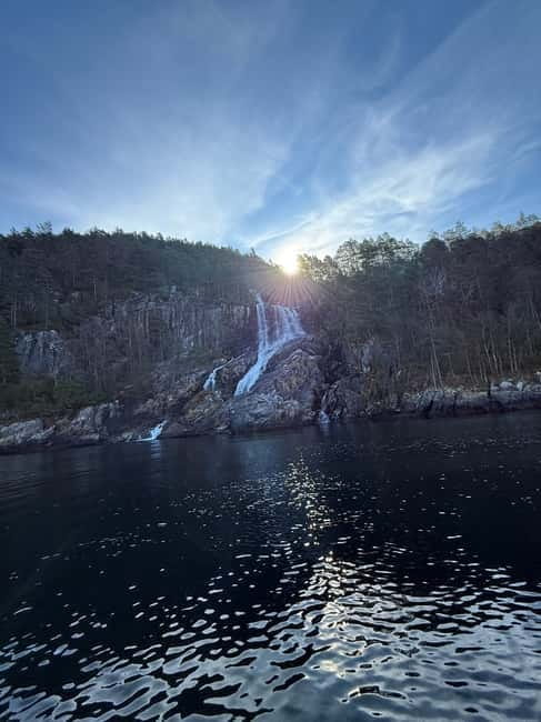 From Stavanger: Lysefjorden & Pulpit Rock Safari by RIB - Returning to Stavanger at speed