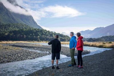 From Te Anau: Milford Sound Coach, Cruise, and Walks
