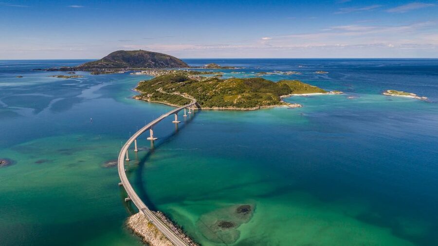 From Tromsø: Arctic Wildlife & Fjord Sightseeing Tour by Car - Stakken and Kaldfjord: short stops with big views