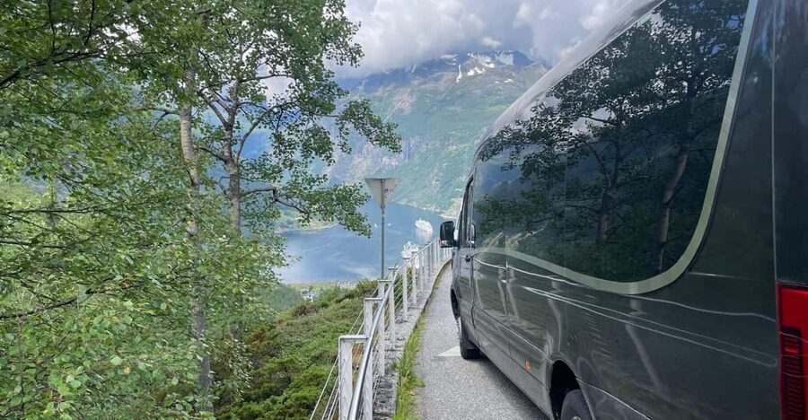Geiranger Dalsnibba: mini bus tour - Is $115 a fair price?