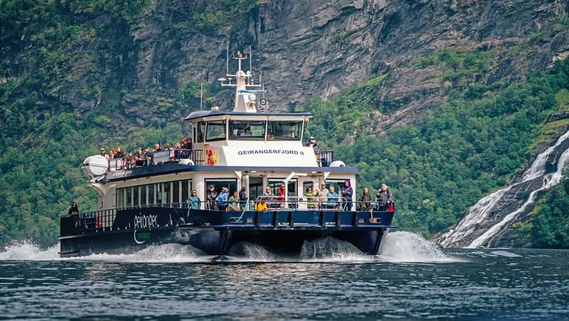 Geiranger: Fjord and Waterfalls Sightseeing Boat Trip - Key points to know before you go