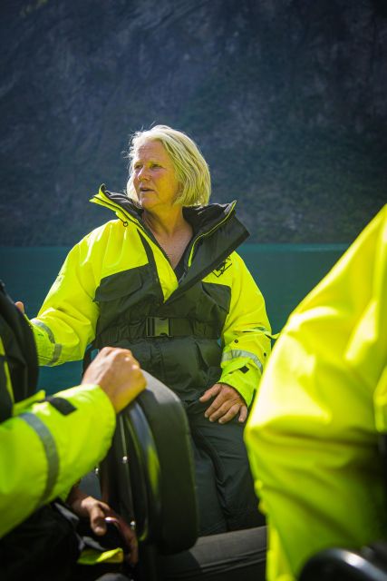 Geiranger: Guided Geirangerfjord Boat Tour - A small boat for Geirangerfjord’s biggest views