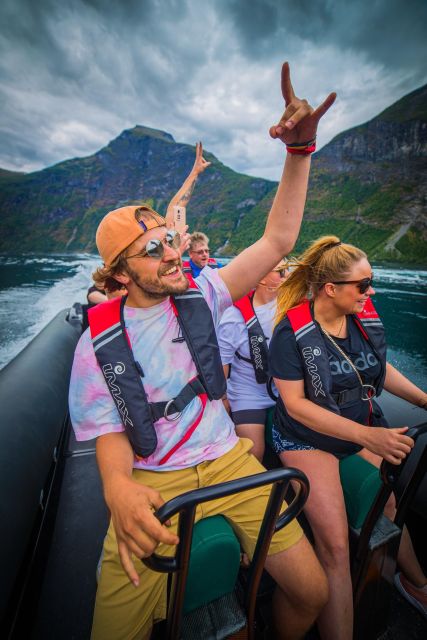 Geiranger: Guided Geirangerfjord Boat Tour - The stories behind the mountain farms