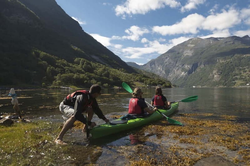 Geiranger: Guided Kayak Tour in Geiranger Fjord - Key points to know before you paddle