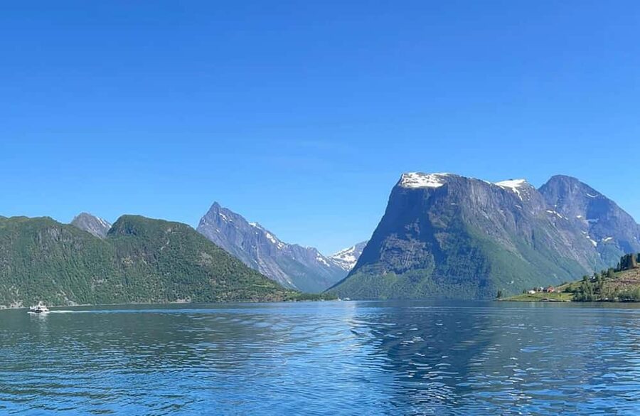 Geiranger to Ålesund Bus Tour (one way) - What $125 buys you