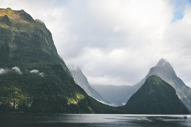 Guided Private Milford Sound Day Tour from Te Anau(Cruise Included) - Leaving Te Anau at 8:30 am