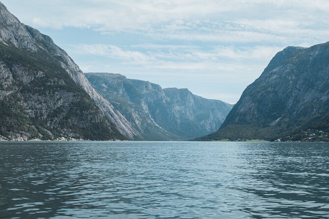 Hardangerfjord Ultimate RIB adventure from Ulvik - What the small group adds