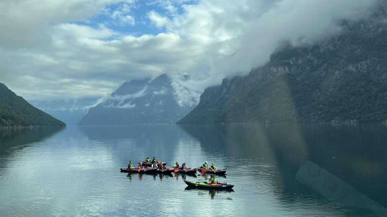 Hellesylt: Beginner-Friendly Fjord Kayaking Experience - Getting comfortable in the kayak
