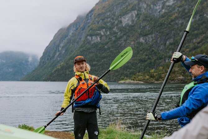 Kayak Tour with Waterfall Views in Geiranger - Key points at a glance